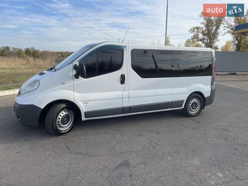 Мінівен Opel Vivaro 2013 в Слов'янську