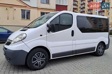 Минивэн Opel Vivaro 2006 в Каменец-Подольском