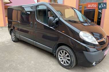 Минивэн Opel Vivaro 2012 в Дубно