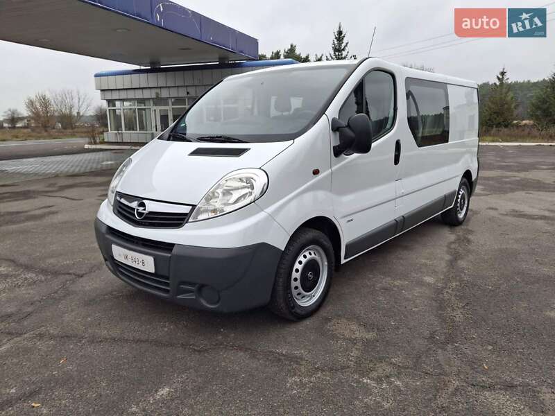 Минивэн Opel Vivaro 2014 в Дубно