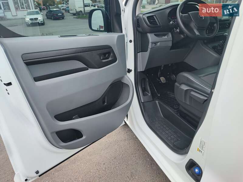 Грузовой фургон Opel Vivaro 2020 в Дубно