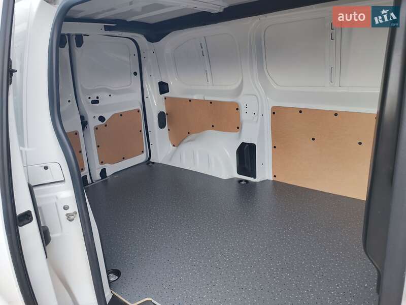 Грузовой фургон Opel Vivaro 2020 в Дубно