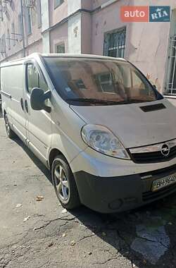 Вантажопасажирський фургон Opel Vivaro 2013 в Одесі