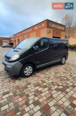 Минивэн Opel Vivaro 2003 в Ровно