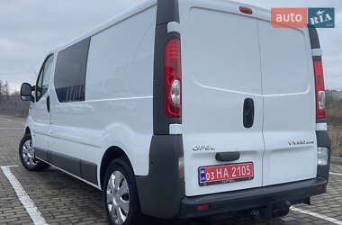 Вантажопасажирський фургон Opel Vivaro 2012 в Дубні