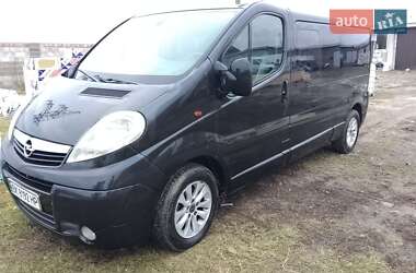 Минивэн Opel Vivaro 2011 в Владимирце