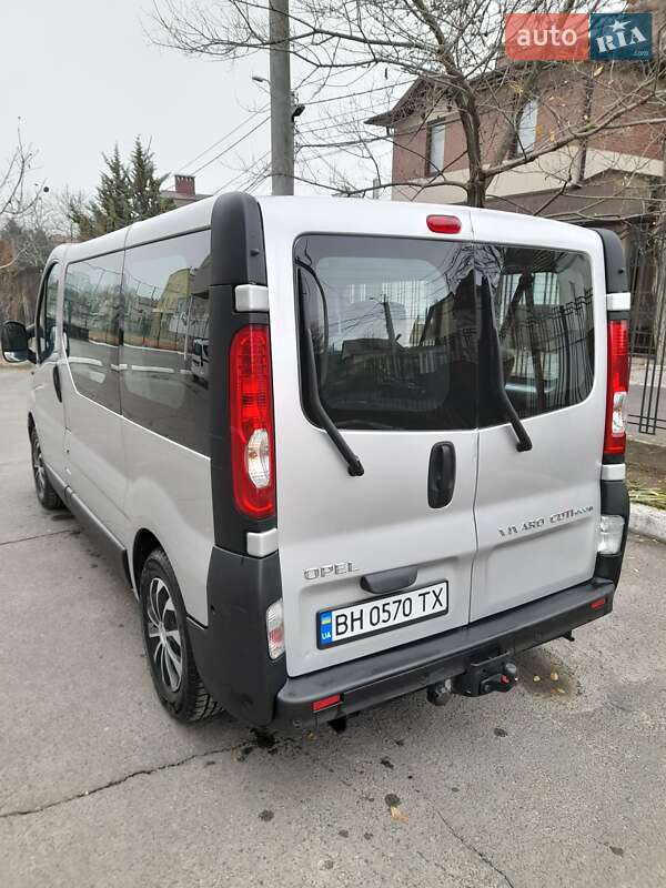 Минивэн Opel Vivaro 2011 в Одессе