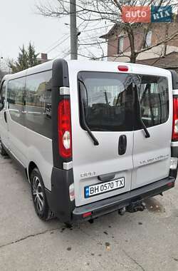 Минивэн Opel Vivaro 2011 в 