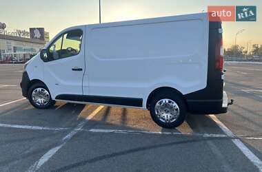 Вантажний фургон Opel Vivaro 2015 в Києві