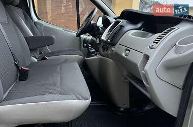 Минивэн Opel Vivaro 2012 в Львове