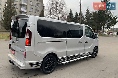 Минивэн Opel Vivaro 2017 в Дубно