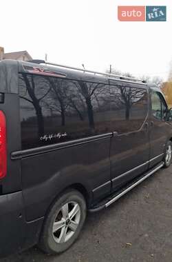 Мінівен Opel Vivaro 2012 в Зміїві