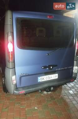 Мінівен Opel Vivaro 2005 в Мізочі