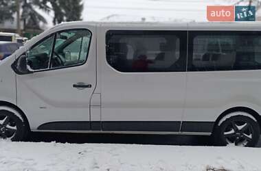 Минивэн Opel Vivaro 2015 в Житомире