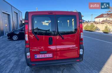 Мінівен Opel Vivaro 2014 в Києві