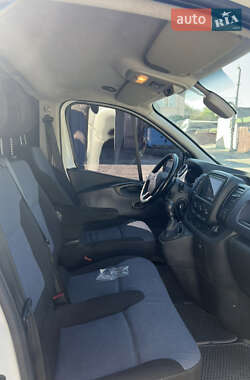 Грузовой фургон Opel Vivaro 2014 в 