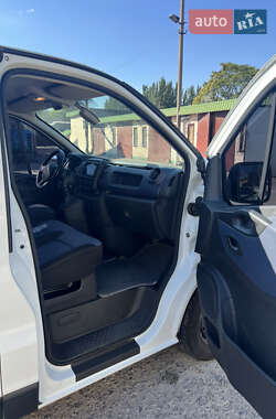 Грузовой фургон Opel Vivaro 2014 в 