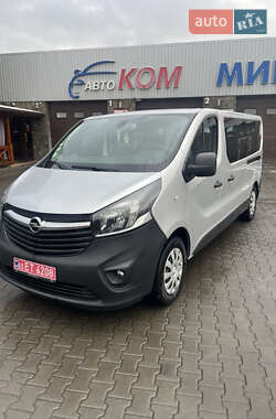 Мінівен Opel Vivaro 2017 в Луцьку