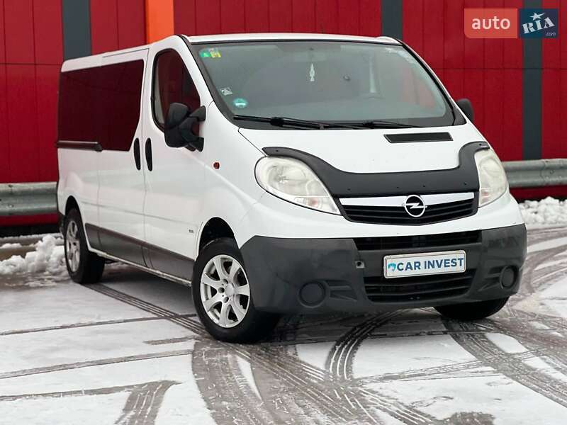 Мінівен Opel Vivaro 2010 в Києві