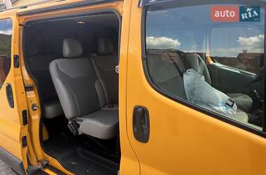 Мінівен Opel Vivaro 2012 в Самборі