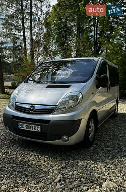 Минивэн Opel Vivaro 2012 в Львове