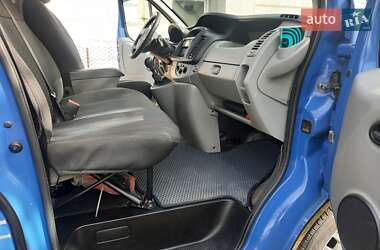 Минивэн Opel Vivaro 2013 в 