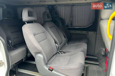 Минивэн Opel Vivaro 2010 в 