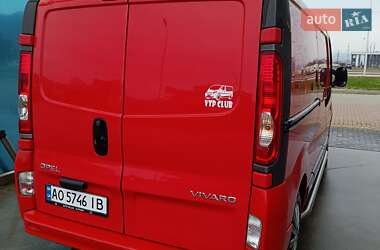 Грузовой фургон Opel Vivaro 2011 в Хусте