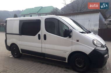 Мінівен Opel Vivaro 2002 в Путилі