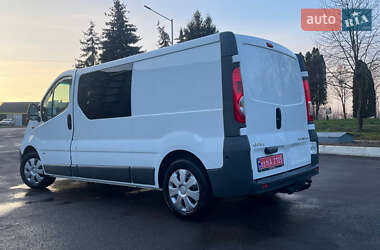 Грузопассажирский фургон Opel Vivaro 2012 в Дубно