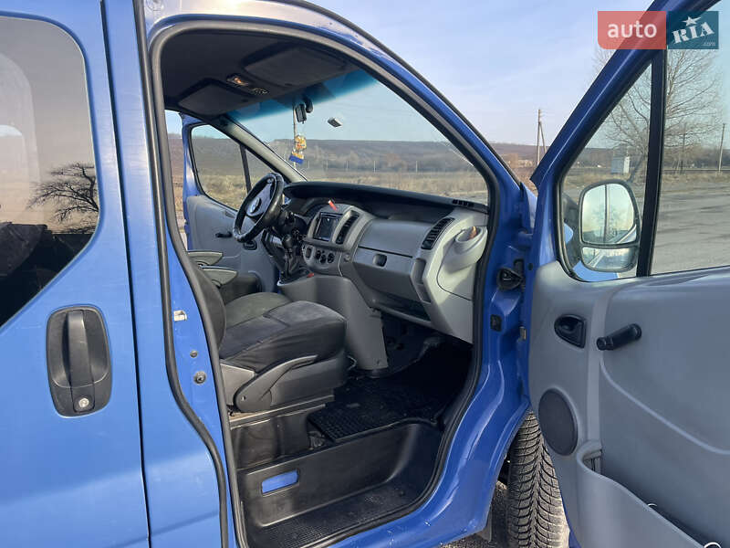 Минивэн Opel Vivaro 2002 в Лысянке