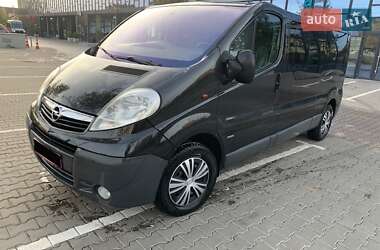 Мінівен Opel Vivaro 2011 в Рівному