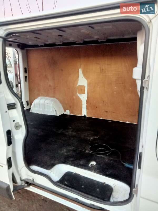 Грузовой фургон Opel Vivaro 2010 в Белой Церкви