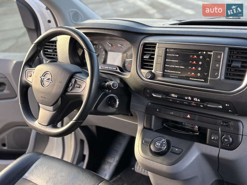 Грузовой фургон Opel Vivaro 2020 в Львове