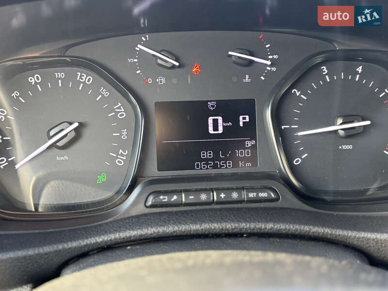 Грузовой фургон Opel Vivaro 2020 в Львове