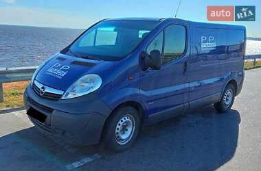 Вантажний фургон Opel Vivaro 2006 в Золотоноші