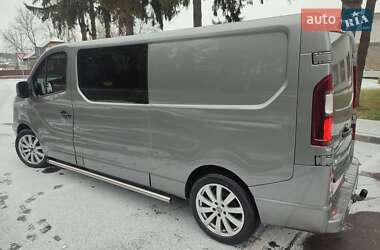 Минивэн Opel Vivaro 2015 в Дубно