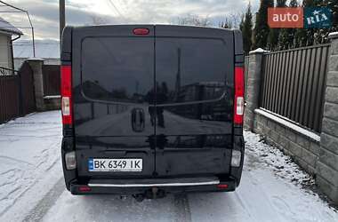 Вантажний фургон Opel Vivaro 2008 в Кореці