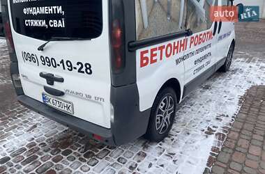 Мінівен Opel Vivaro 2003 в Рівному