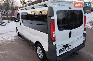 Минивэн Opel Vivaro 2013 в Житомире