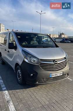 Минивэн Opel Vivaro 2014 в 