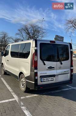 Минивэн Opel Vivaro 2014 в 