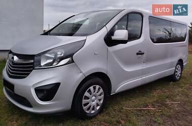 Минивэн Opel Vivaro 2015 в 
