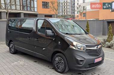 Минивэн Opel Vivaro 2015 в Ивано-Франковске