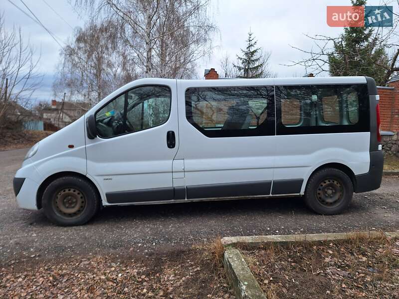 Минивэн Opel Vivaro 2014 в Харькове