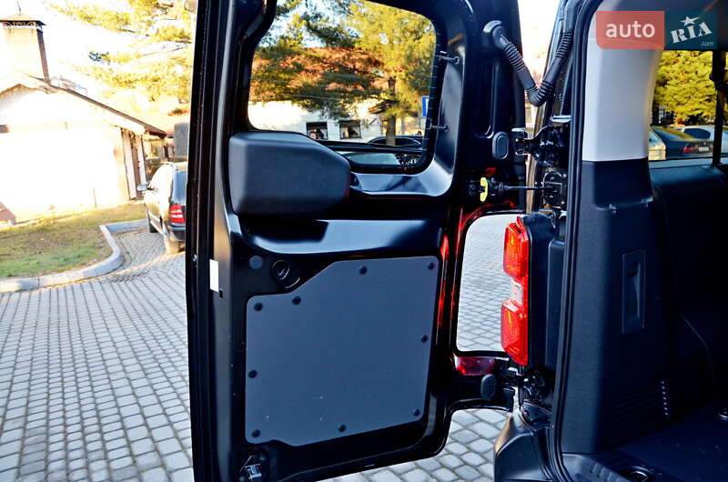 Минивэн Opel Vivaro 2020 в Ивано-Франковске