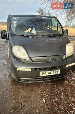 Мінівен Opel Vivaro 2003 в Слов'янську