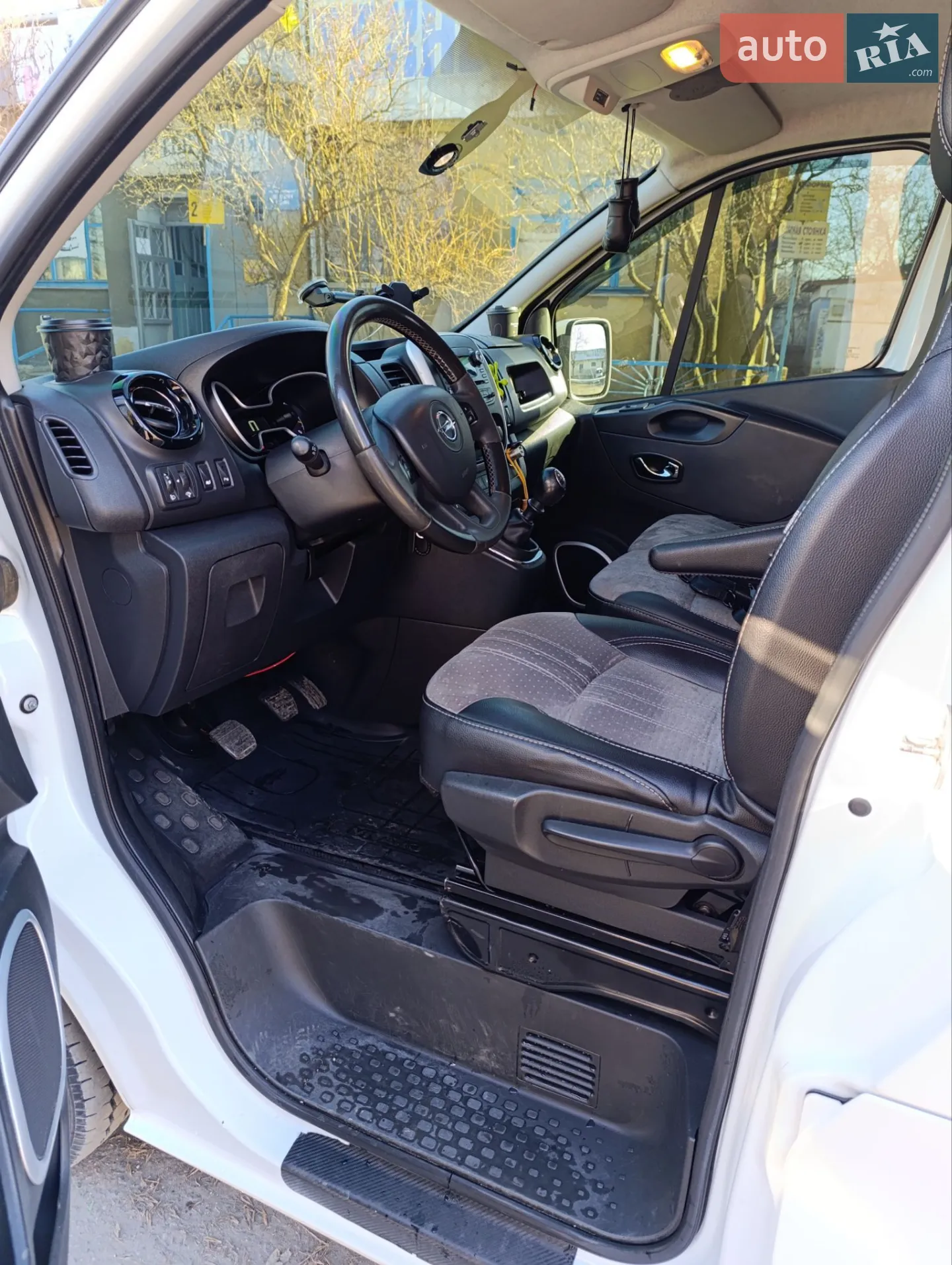 2015 Opel Vivaro - мініатюра 13
