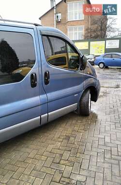 Минивэн Opel Vivaro 2008 в 
