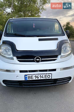 Мінівен Opel Vivaro 2001 в Вознесенську